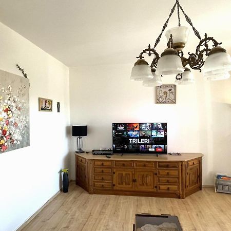 Cosy Apartment On The Beach - كالي المظهر الخارجي الصورة