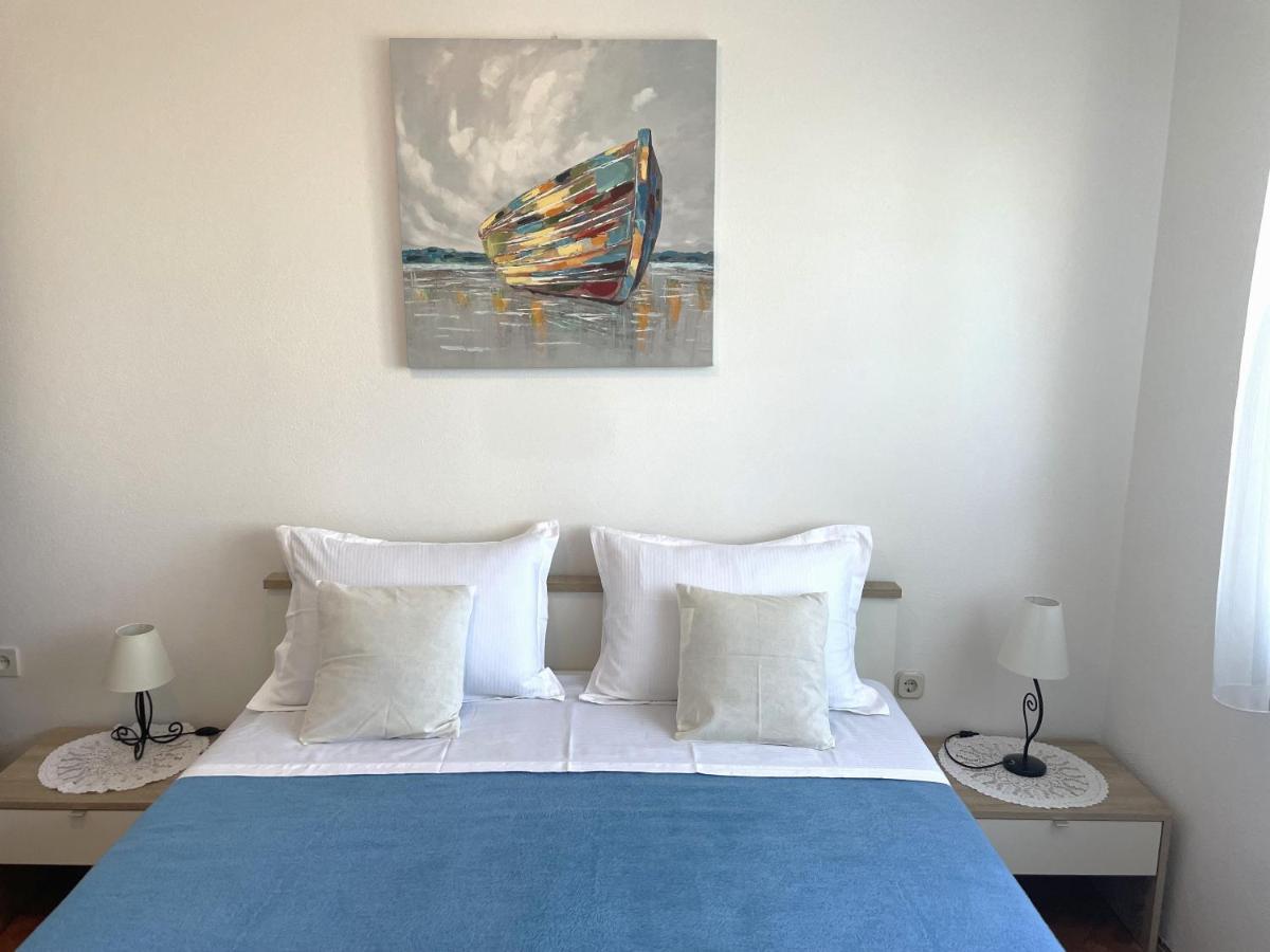 Cosy Apartment On The Beach - كالي المظهر الخارجي الصورة