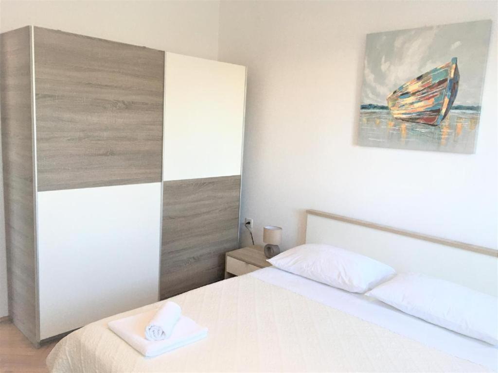 Cosy Apartment On The Beach - كالي المظهر الخارجي الصورة
