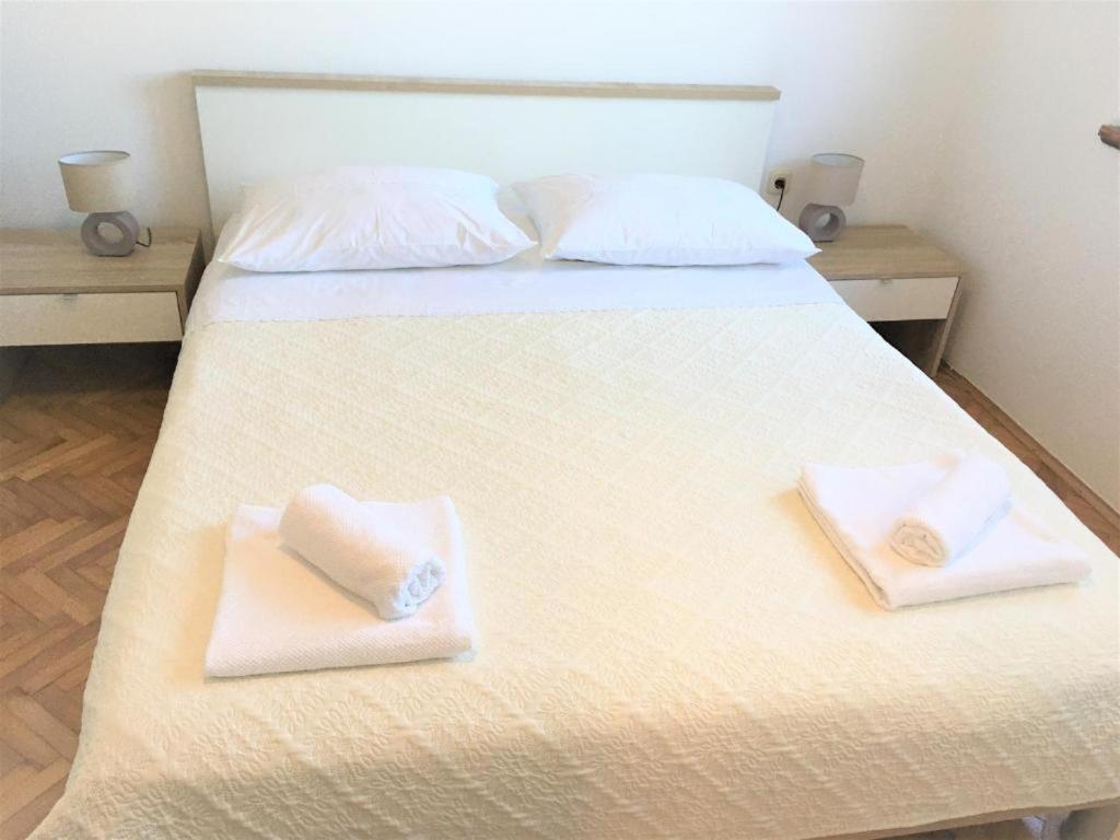Cosy Apartment On The Beach - كالي المظهر الخارجي الصورة