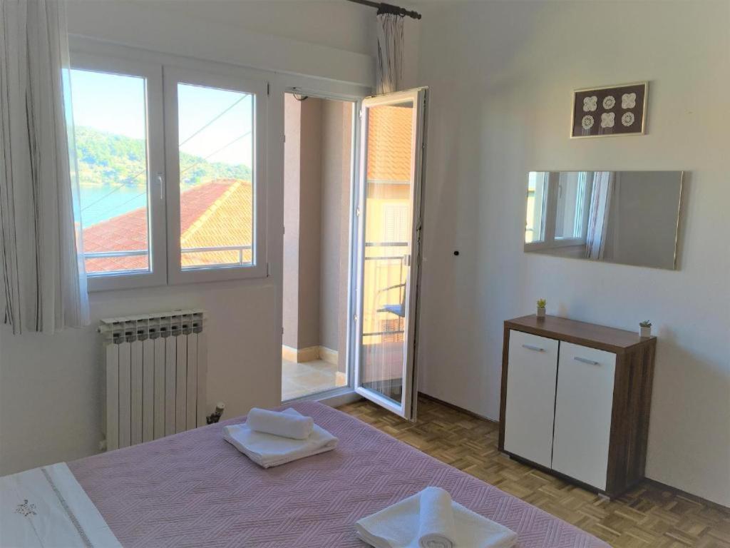Cosy Apartment On The Beach - كالي المظهر الخارجي الصورة