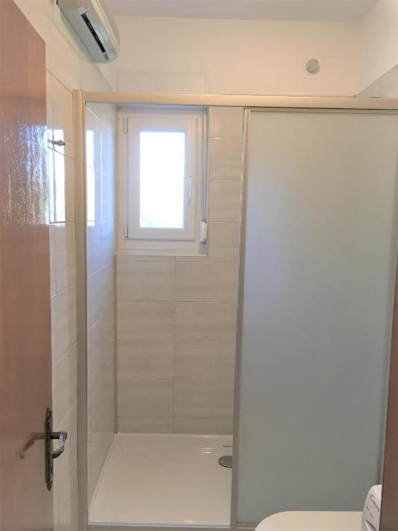 Cosy Apartment On The Beach - كالي المظهر الخارجي الصورة